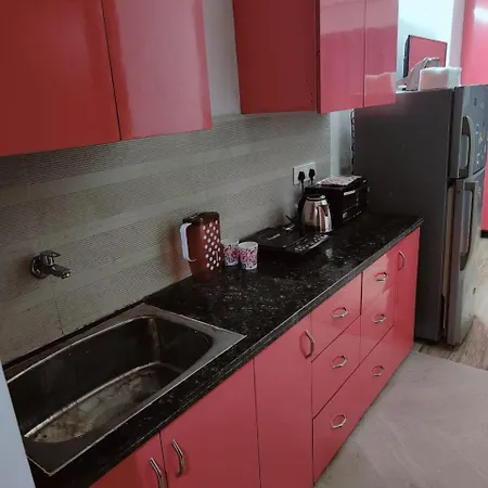 Studio Apartment By La Valentino Near Expo Mart Greater Noida Exterior photo