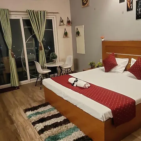 Studio Apartment By La Valentino Near Expo Mart Greater Noida Exterior photo