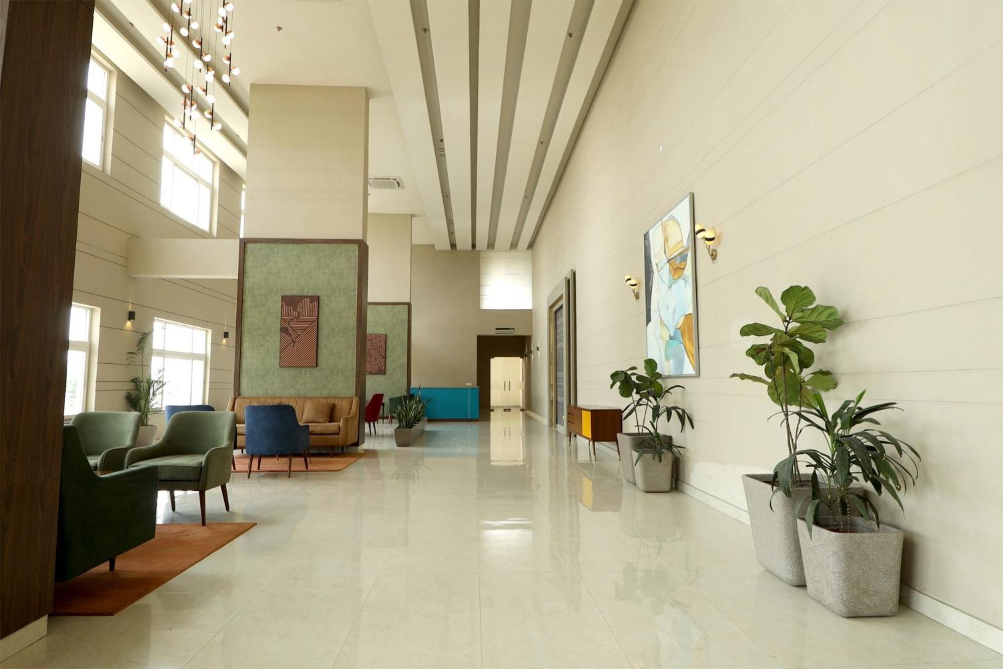 Studio Apartment By La Valentino Near Expo Mart * Greater Noida
