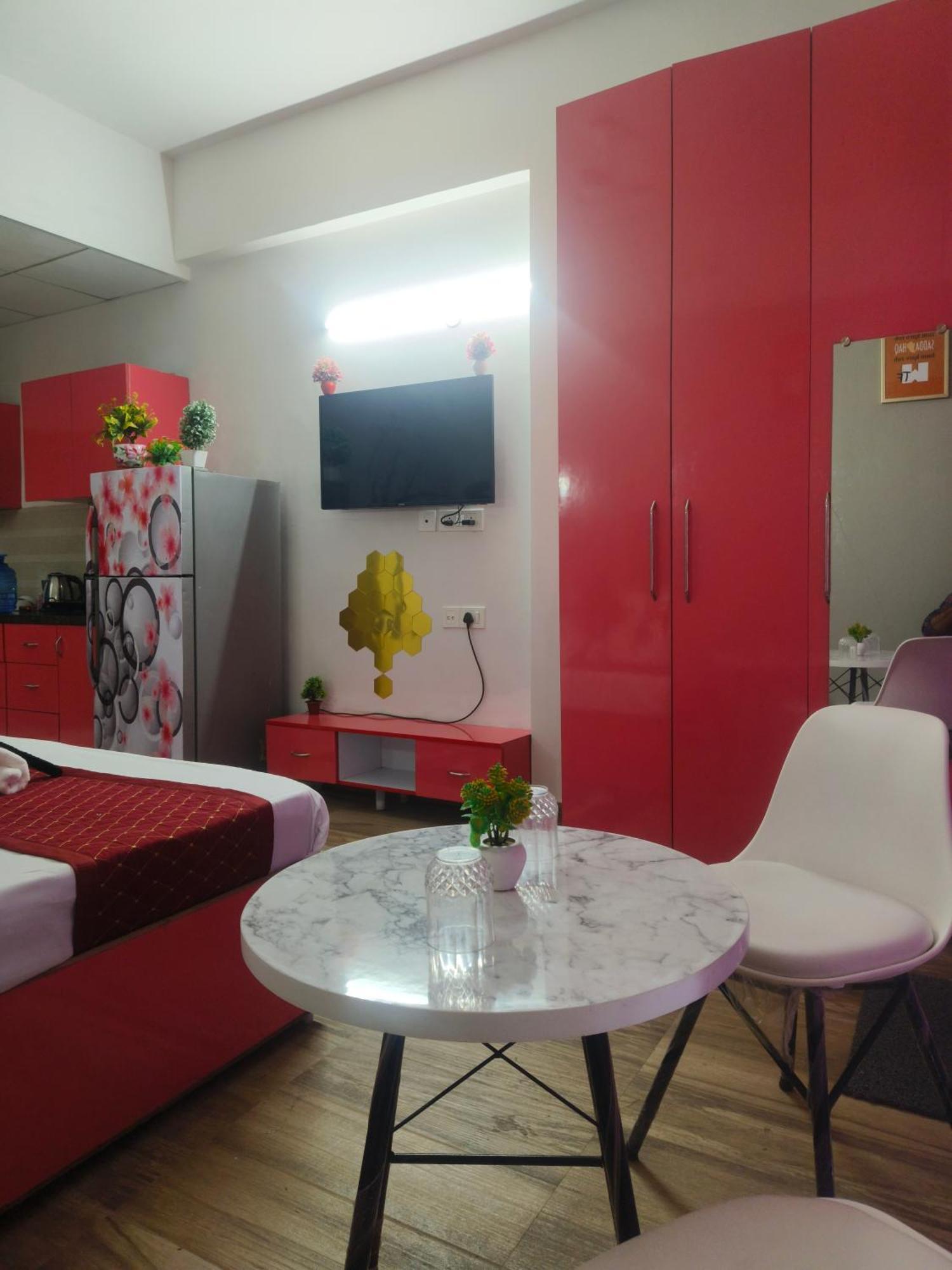 Apartment Studio Apartment By La Valentino Near Expo Mart Greater Noida