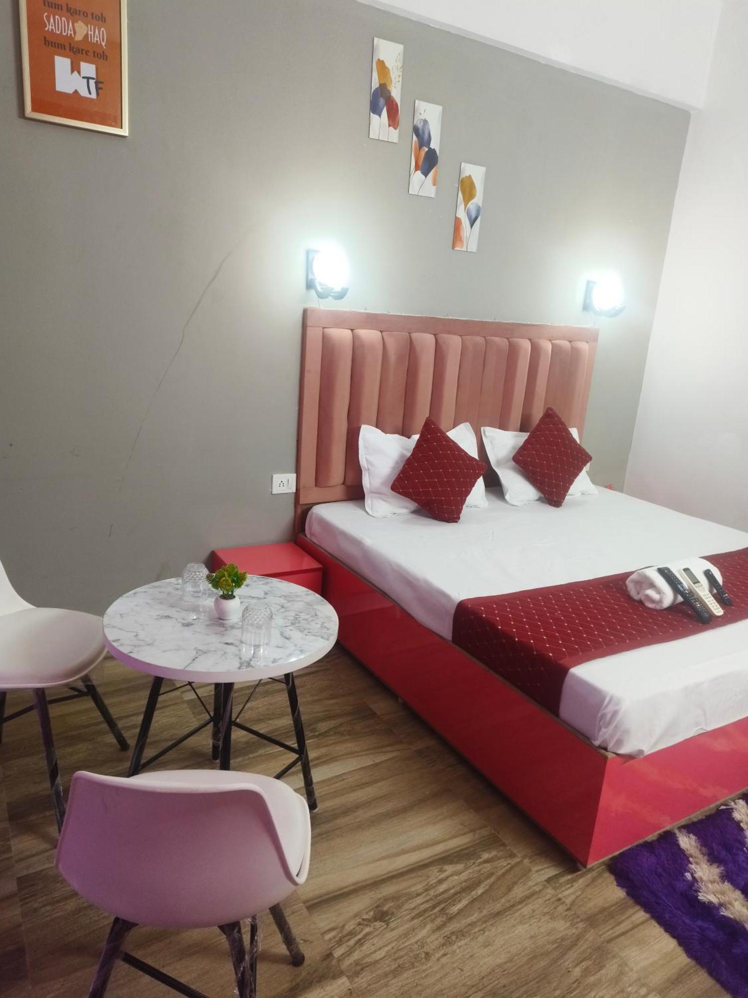 Studio Apartment By La Valentino Near Expo Mart Apartment Greater Noida